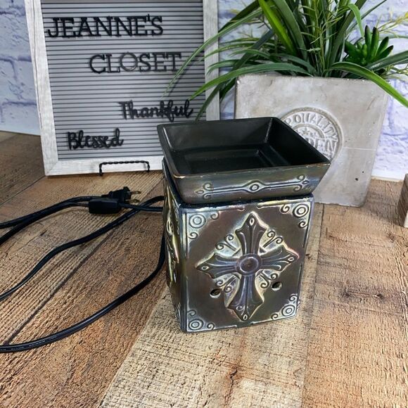 Scentsy DSW-HOPE Cross Full Size Wax Warmer - Picture 1 of 16